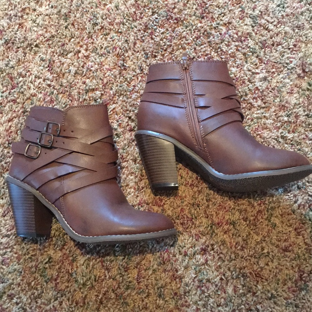 JC booties - Picture 2 of 8